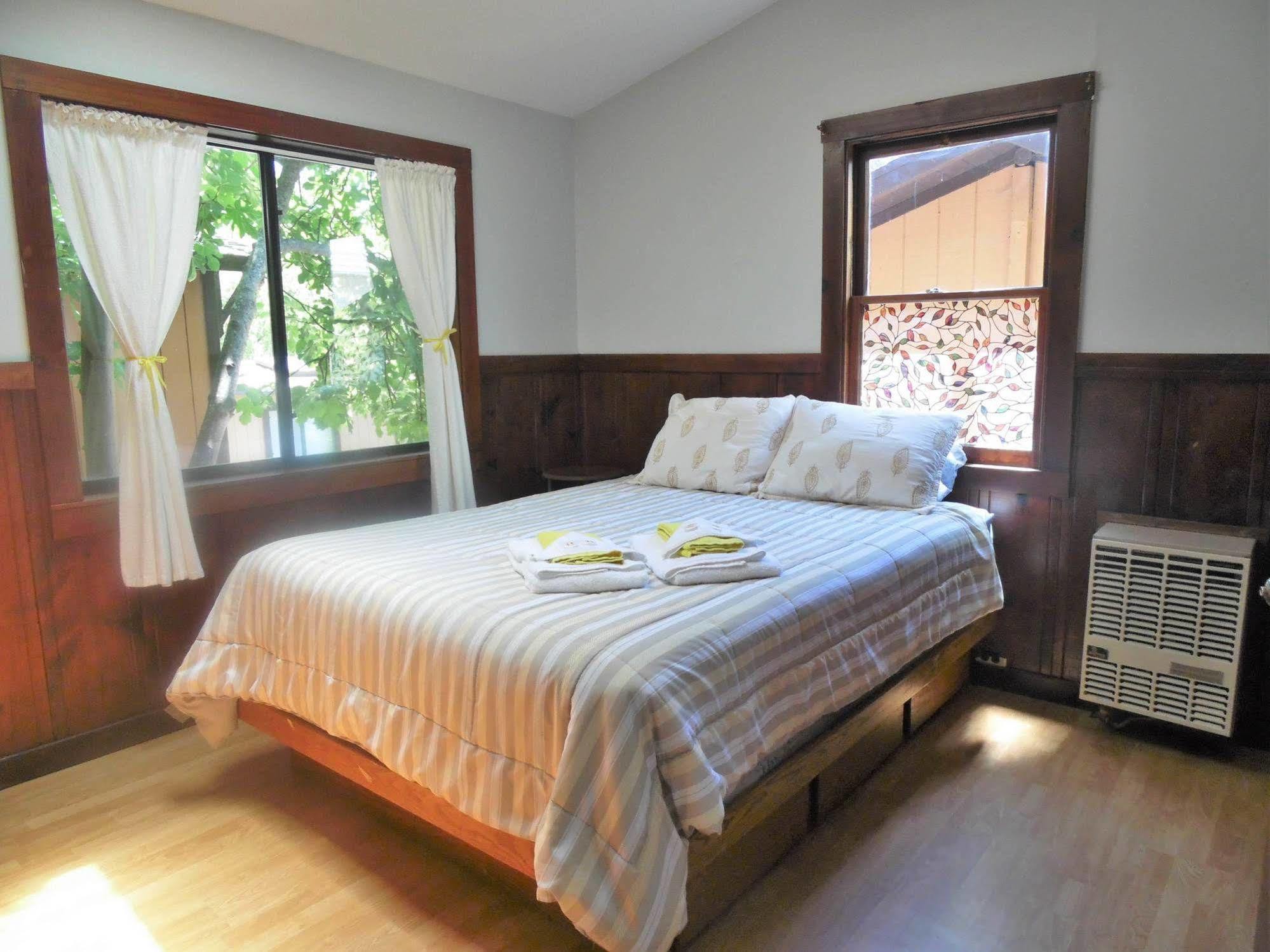 جيرنفيل Riverlane Resort المظهر الخارجي الصورة